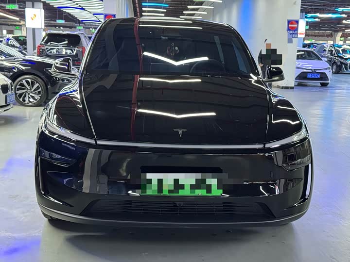 Фото 2 - Tesla Model Y