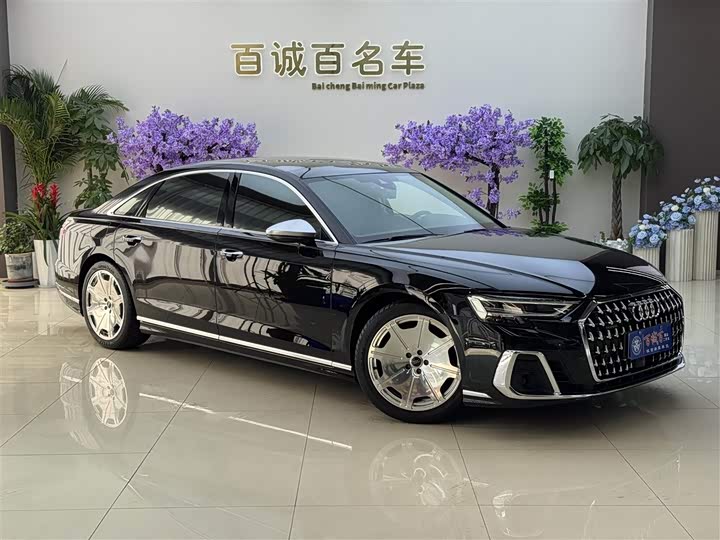 Фото 4 - Audi A8