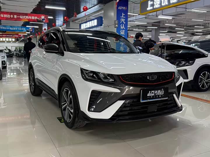 Фото 3 - Geely Coolray