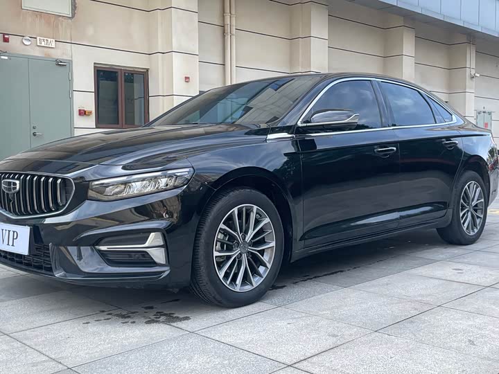 Фото 1 - Geely Preface