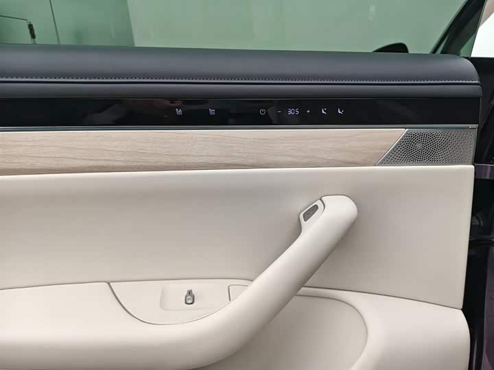 Фото 4 - Luxeed S7