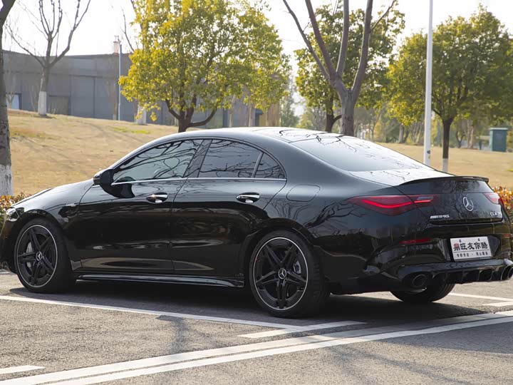 Фото 6 - Mercedes-Benz CLA-Class AMG