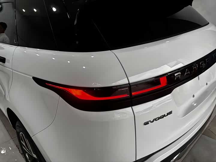 Фото 9 - Land Rover Range Rover Evoque L