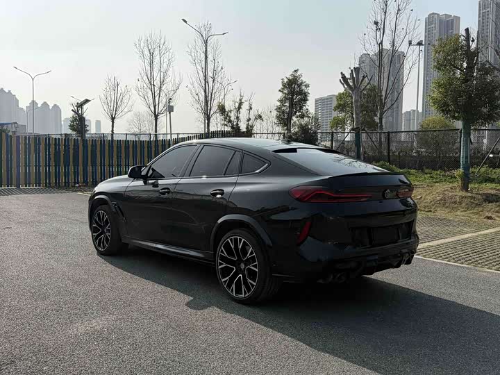 Фото 3 - BMW X6 M
