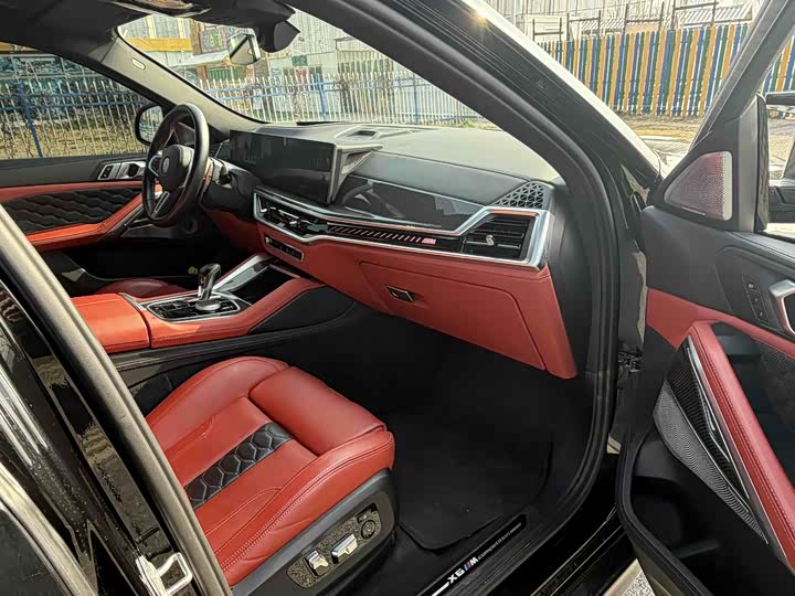 Фото 8 - BMW X6 M