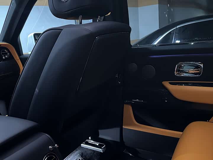 Photo 8 - Rolls-Royce Cullinan