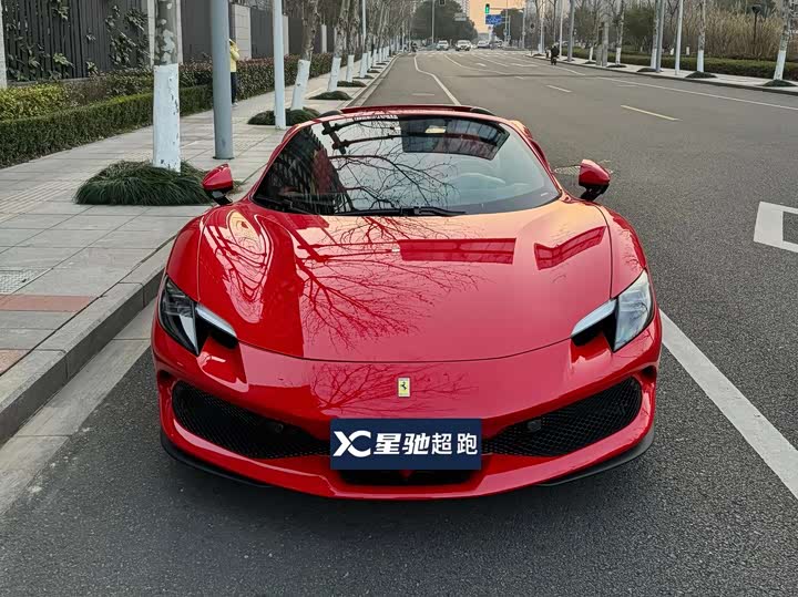 Photo 1 - Ferrari 296