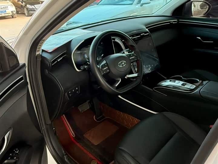 Фото 5 - Hyundai Tucson L