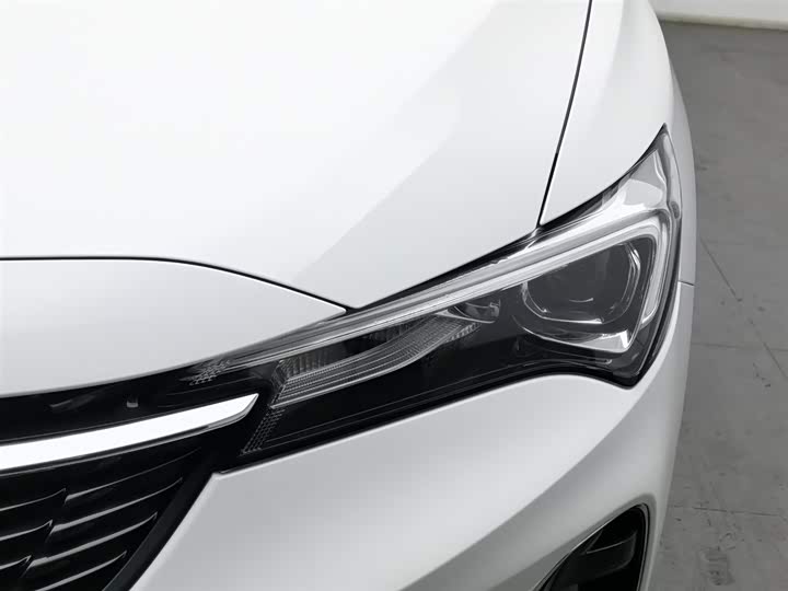 Фото 7 - Buick Verano