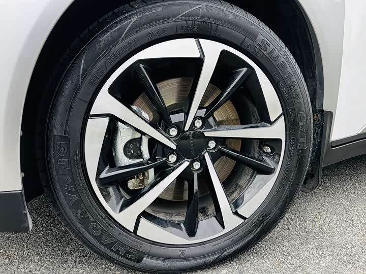 Фото 6 - GAC Aion Y