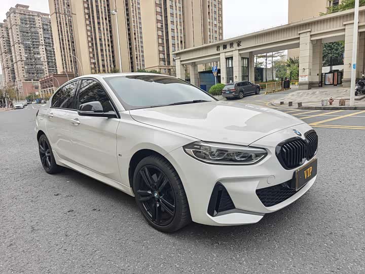 Фото 2 - BMW 1 Series