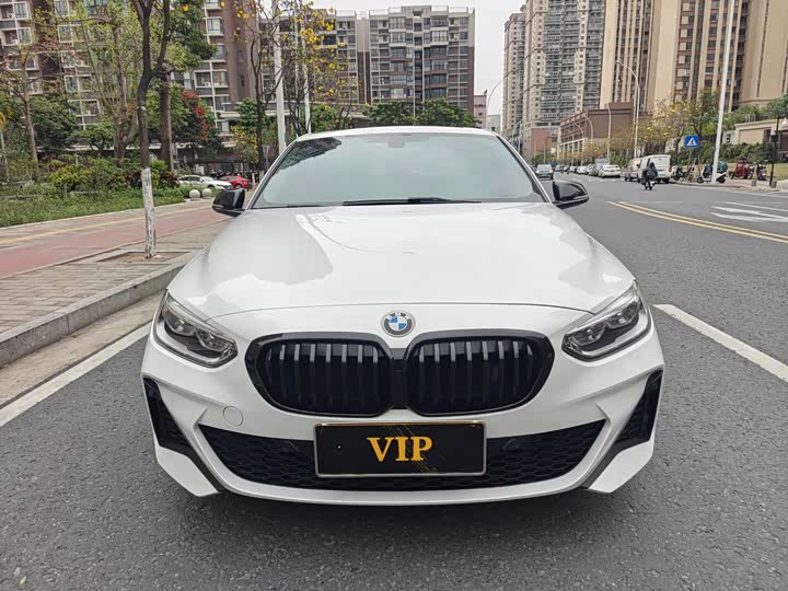 Фото 3 - BMW 1 Series