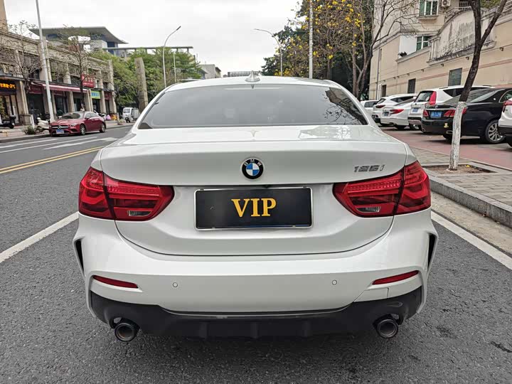 Фото 6 - BMW 1 Series