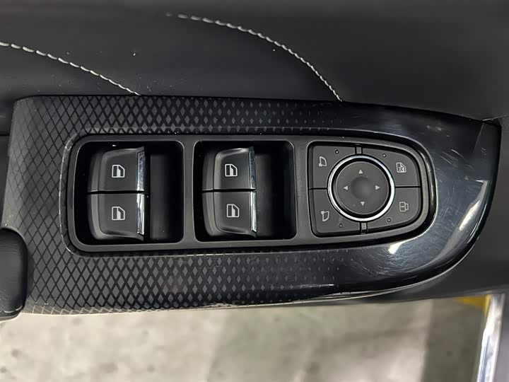 Фото 9 - Haval M6