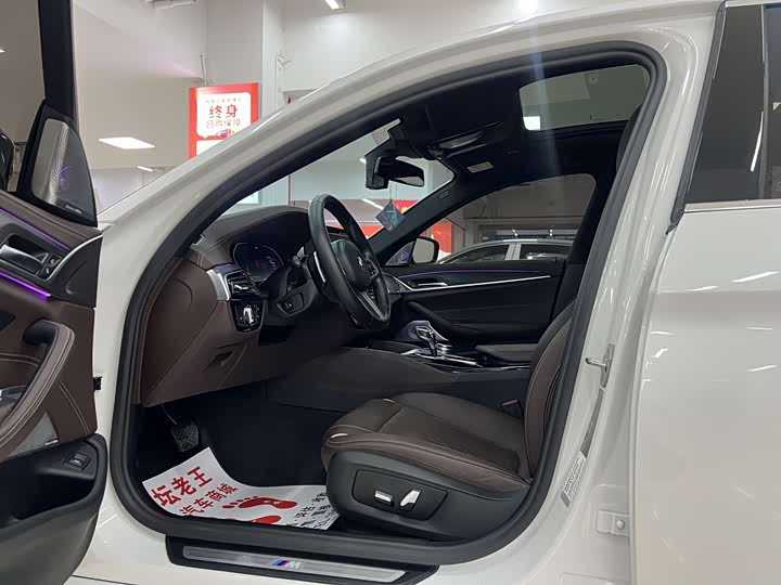 Фото 7 - BMW 5 Series