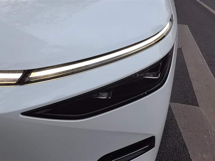 Фото 5 - XPeng X9