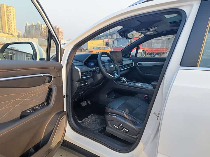 Geely Okavango L 2025 2025款 2.0T DCT尊享款