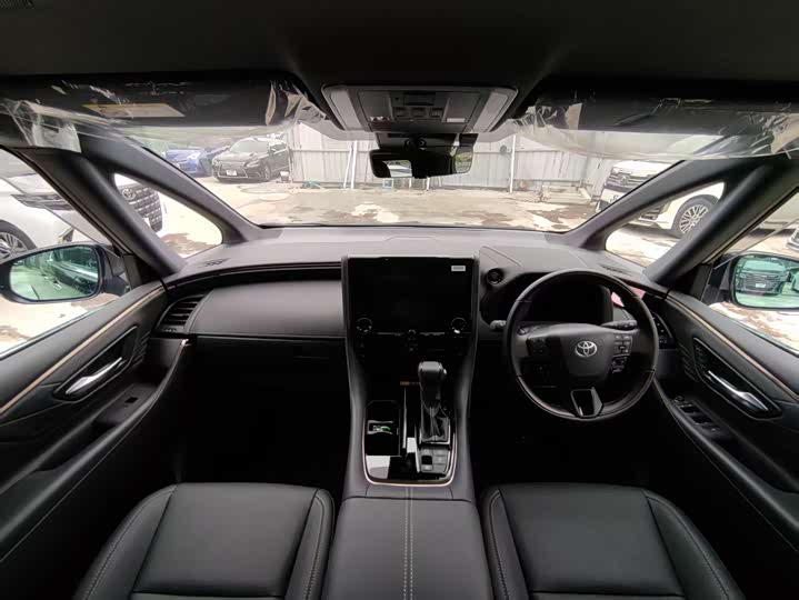 Фото 6 - Toyota Alphard