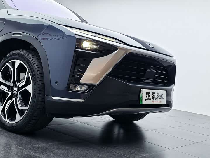 Фото 6 - Nio ES8