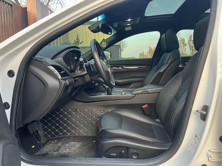 Photo 4 - Cadillac CT5