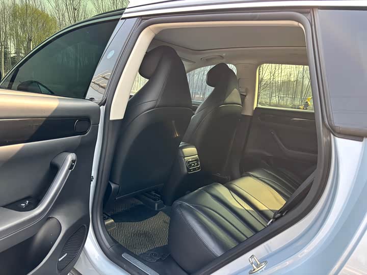 Фото 8 - Leapmotor C11