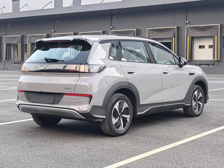 Photo 7 - BYD Sea Lion 05 EV