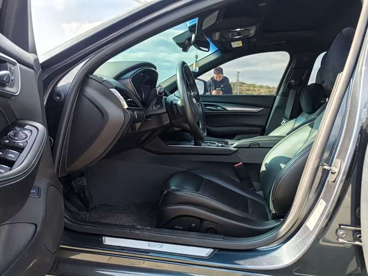 Photo 4 - Cadillac CT5