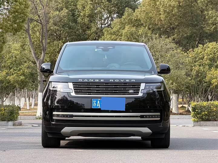 Photo 1 - Land Rover Range Rover