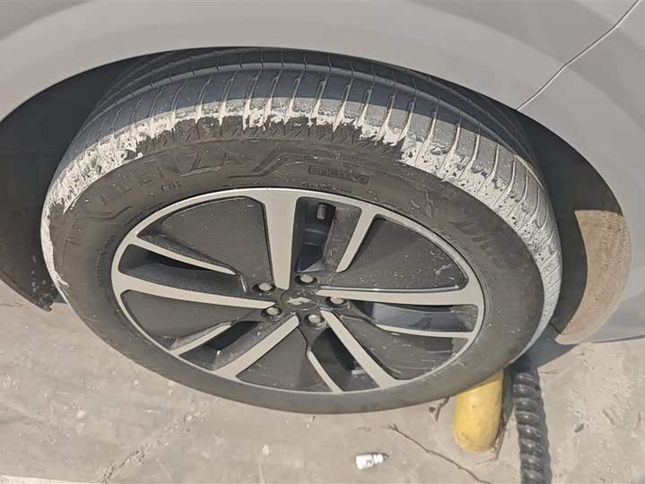 Фото 6 - LiXiang L6