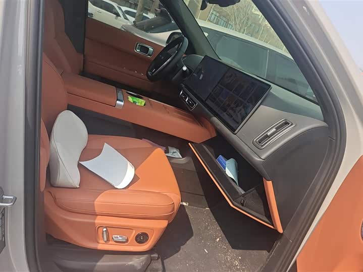 Фото 8 - LiXiang L6