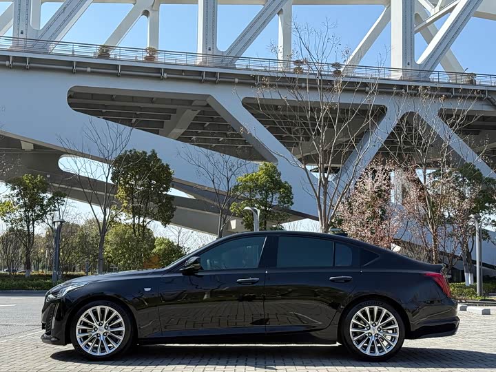 Фото 4 - Cadillac CT5
