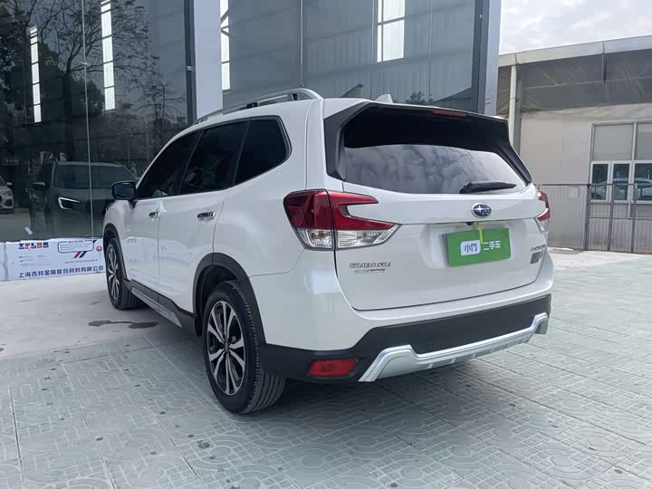 Photo 6 - Subaru Forester