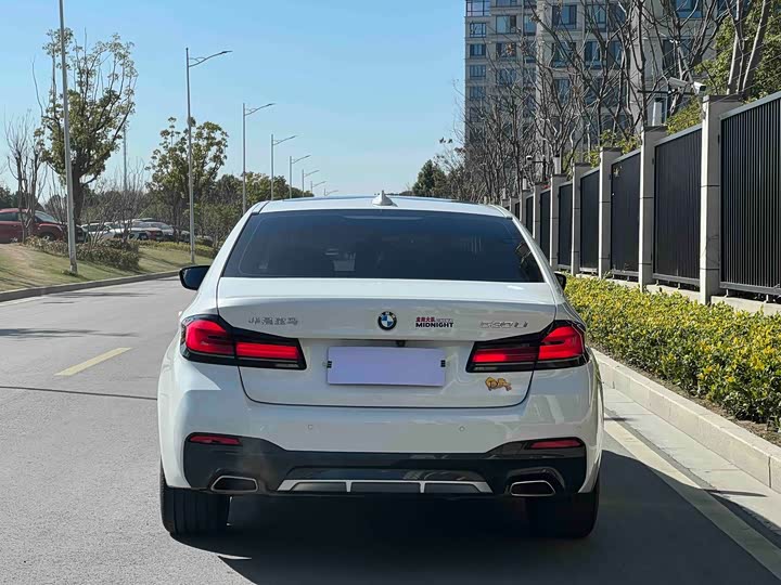 Фото 5 - BMW 5 Series