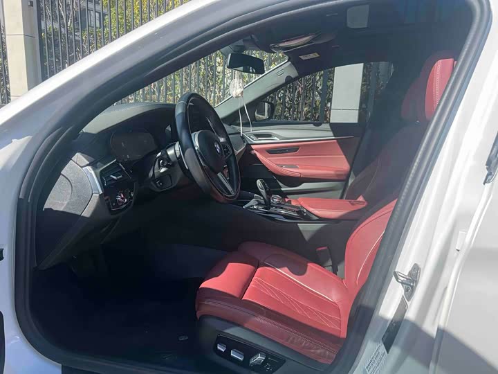 Фото 6 - BMW 5 Series