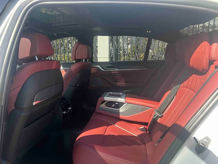 Фото 7 - BMW 5 Series