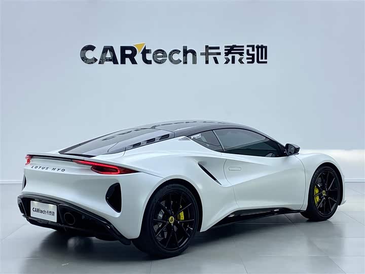 Фото 4 - Lotus Emira