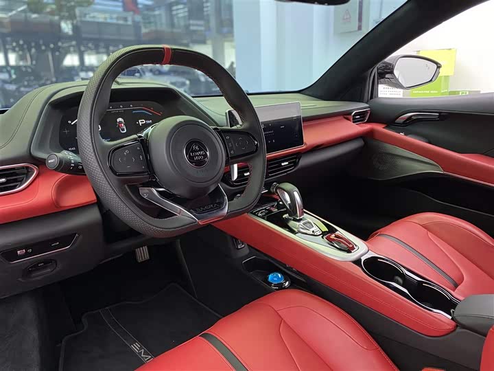 Фото 6 - Lotus Emira