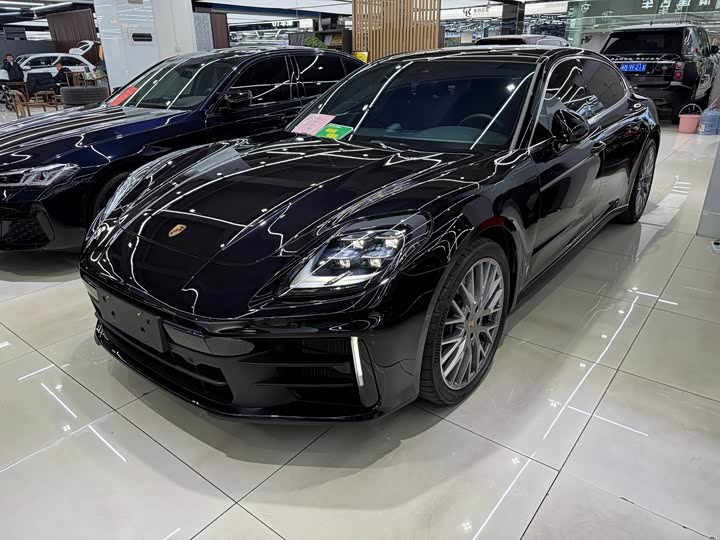 Photo 1 - Porsche Panamera