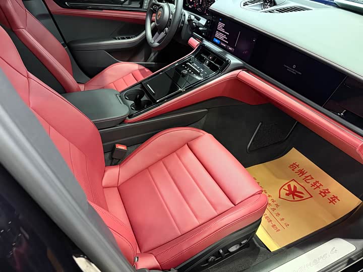 Photo 7 - Porsche Panamera