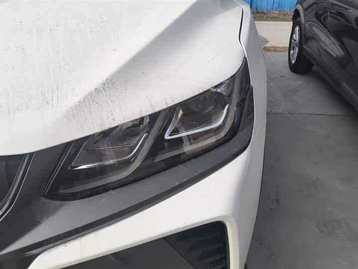 Фото 5 - Geely Coolray