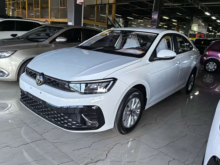 Фото 1 - Volkswagen Lavida