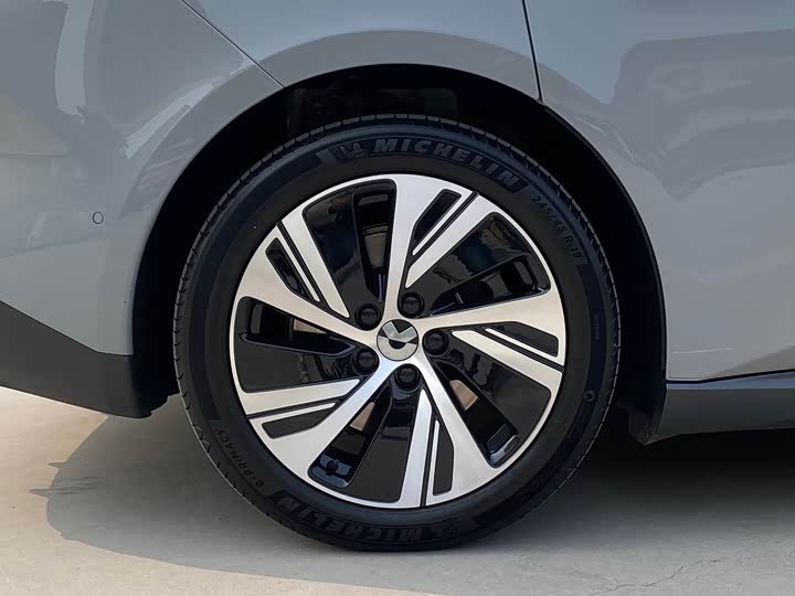 Фото 5 - Nio ET5