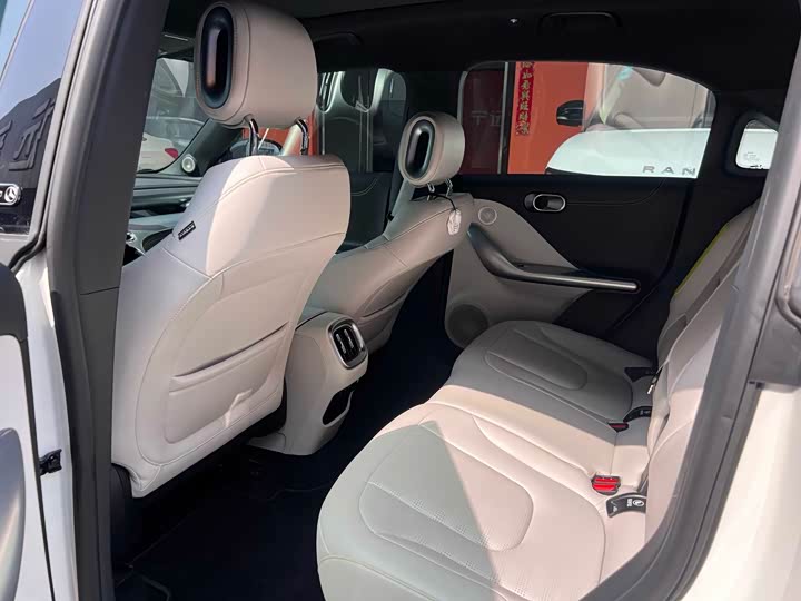 Фото 3 - Smart #1