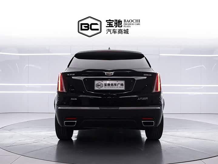 Фото 4 - Cadillac XT5