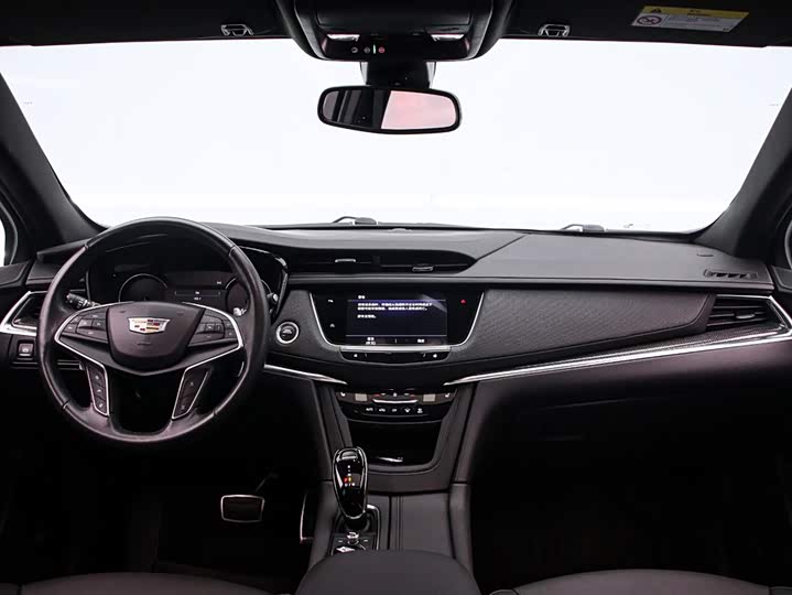 Фото 5 - Cadillac XT5