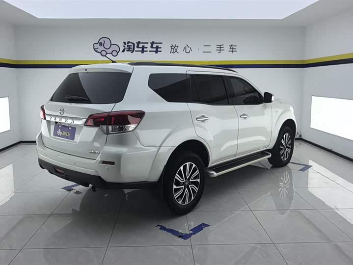 Фото 3 - Nissan Terra