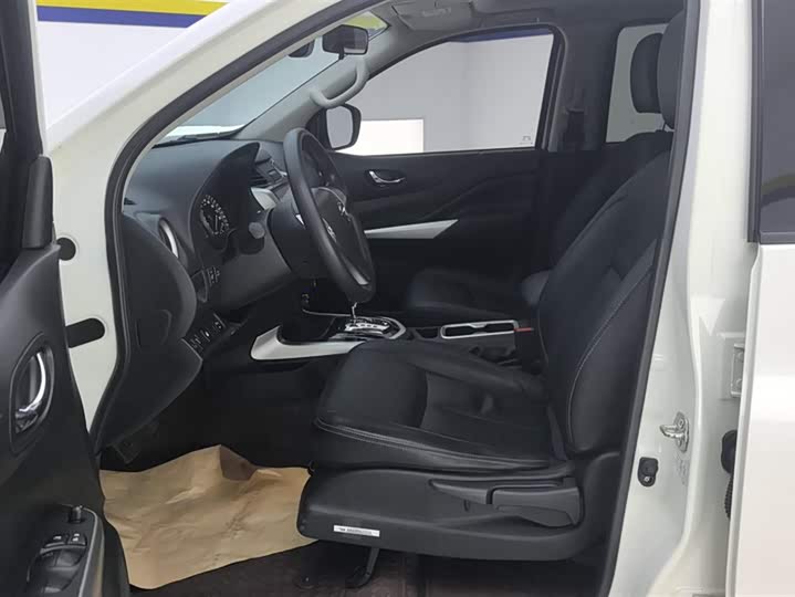 Фото 9 - Nissan Terra