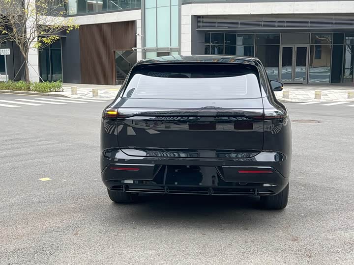 Фото 6 - Exeed Sterra ET