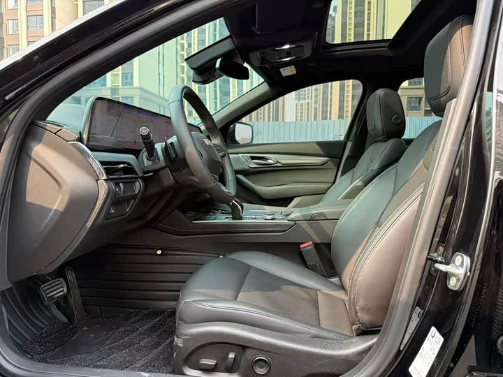 Photo 4 - Cadillac CT5