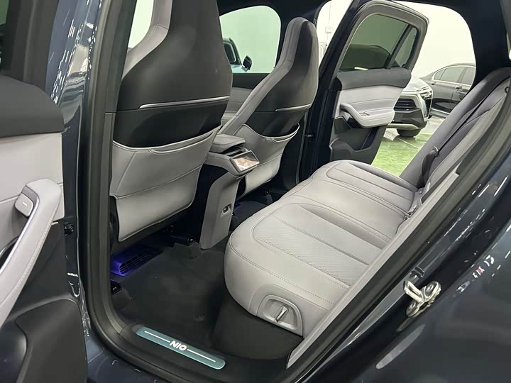 Фото 6 - Nio EC6